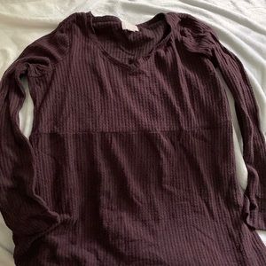 A Glow maternity sweater